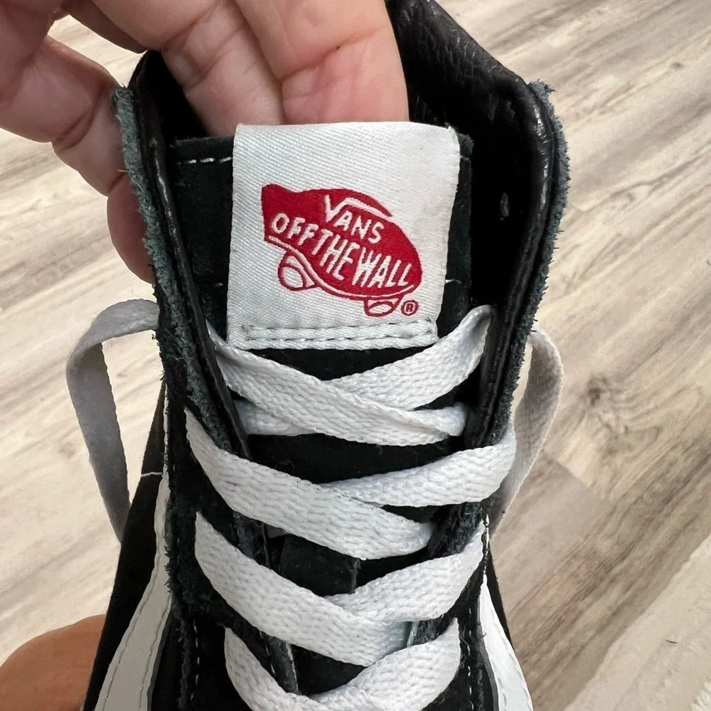 Vans Unisex Old Skool High Top Sneakers Size Mens 8 Womens 9.5 Color Black/White